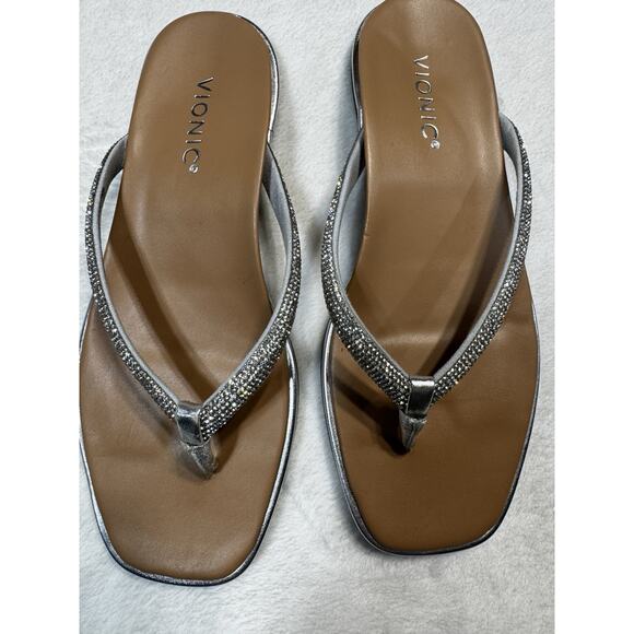 Vionic Vista Shine Rhinestone Womens Shoes Size 8.5 Cruise Resort Beach Athletic - Picture 1 of 7